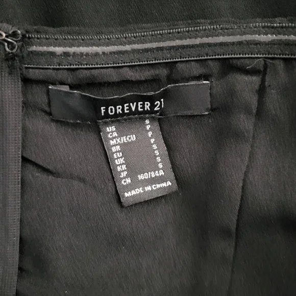 Forever21 - Black Strapless Jumpsuit - Picture 9 of 10